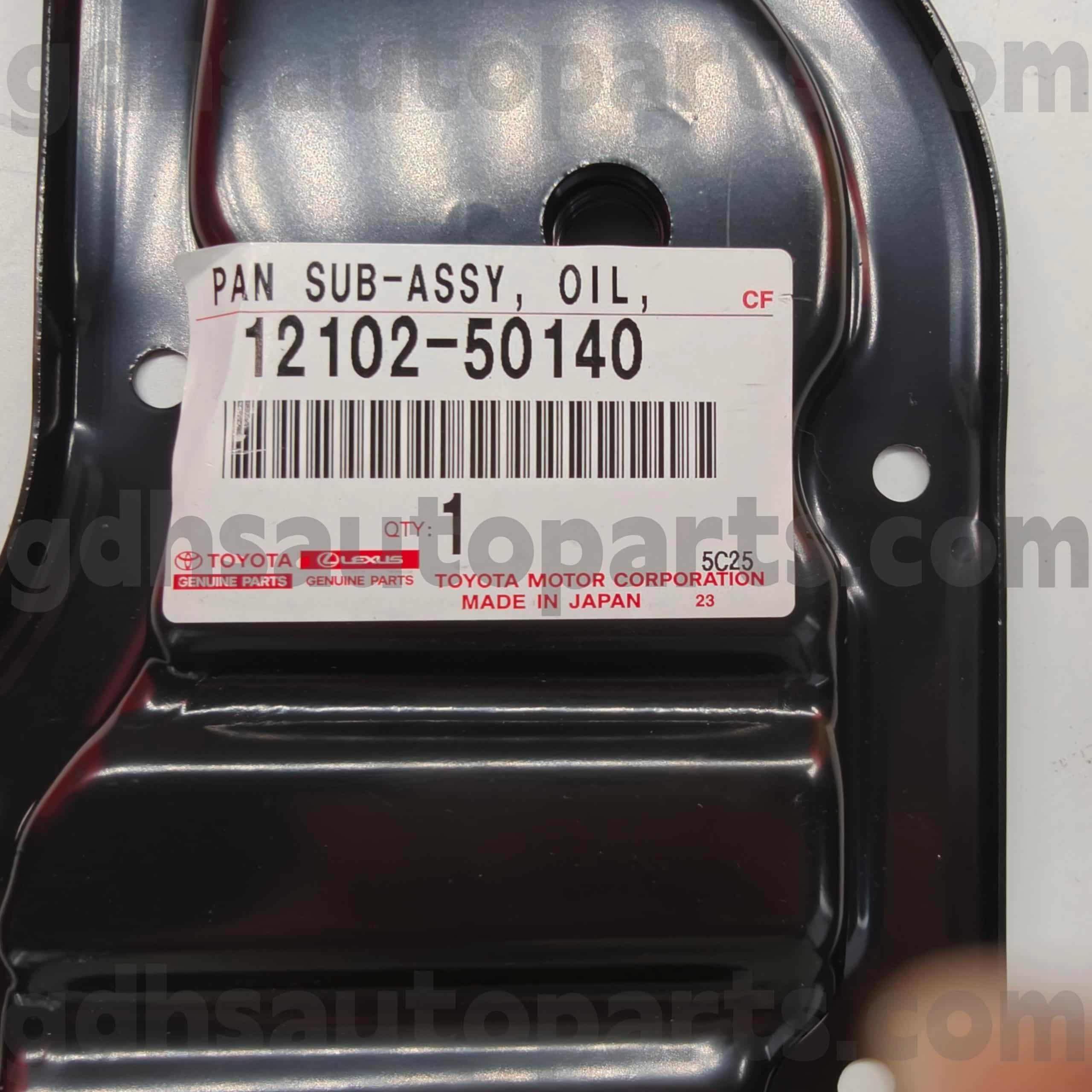 12102-50140 Toyota Piese originale Baia de ulei pentru șasiu LAND CRUISER NO.2UZFE UZJ200