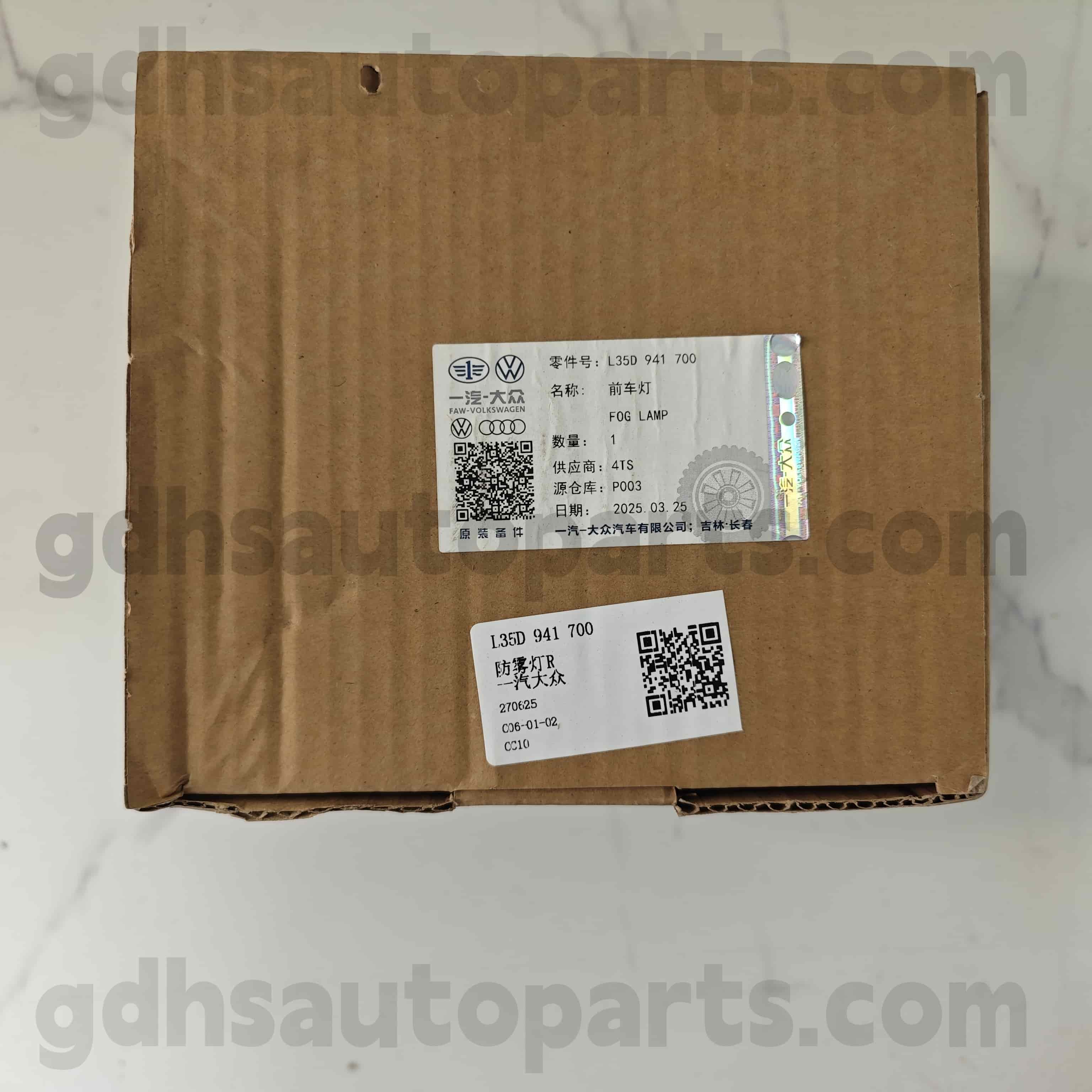 L35D 941 700 Volkswagen Piese autentice Lumina de ceață dreaptă față pentru CC CC